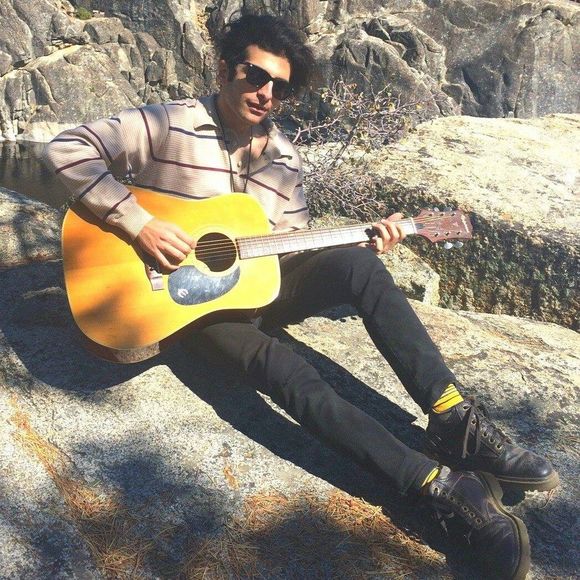 Meet your Posher, George - Picture 1 of 1